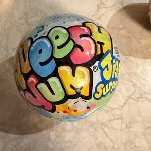 Squishy Ball - Multicolor Squeesh Yu